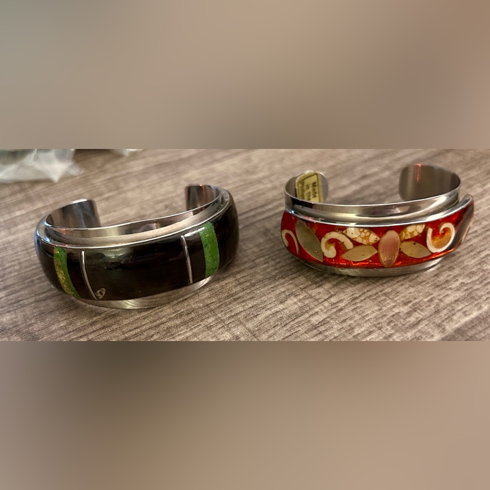 (2) Vintage MADE IN THE PHILIPPINES SILVER TONE CUFF BRACELETS